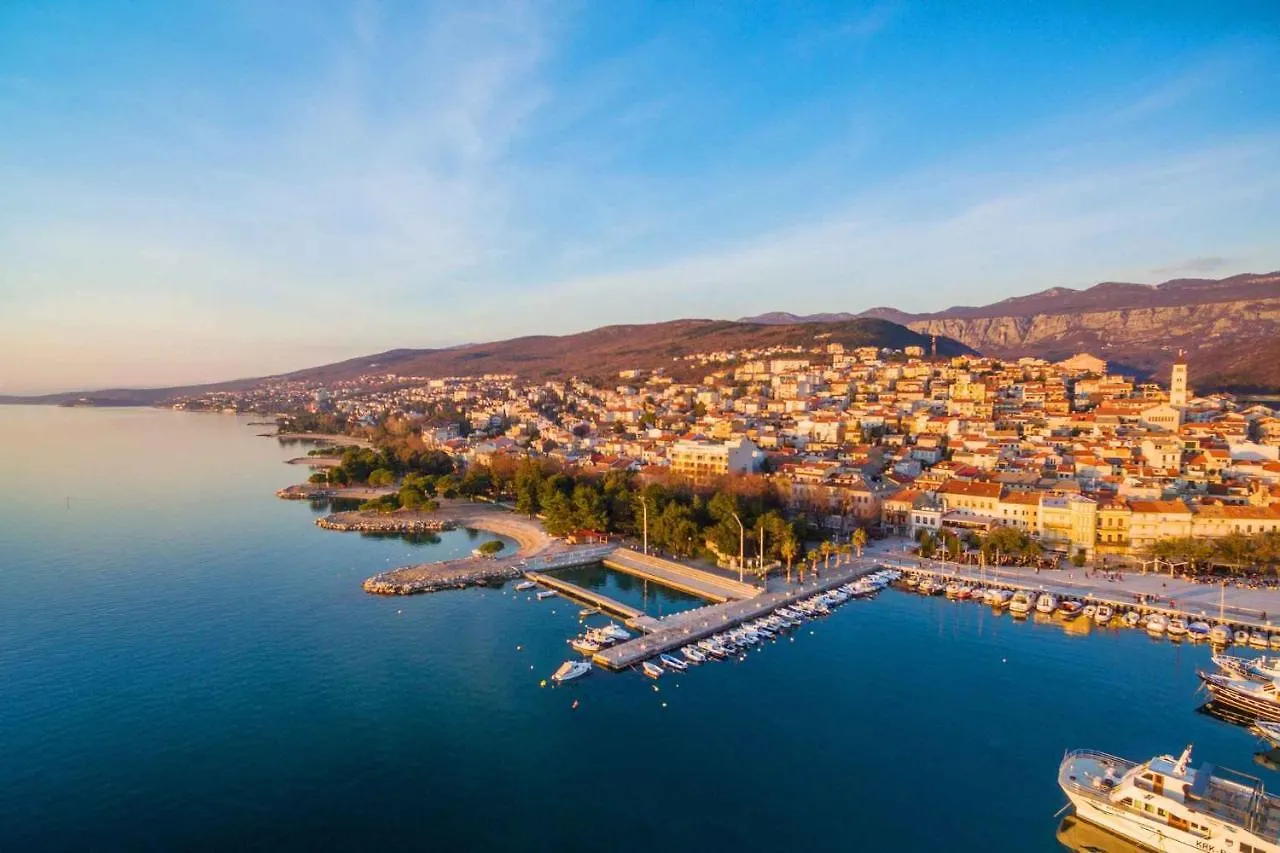 Apartment In Crikvenica 41684